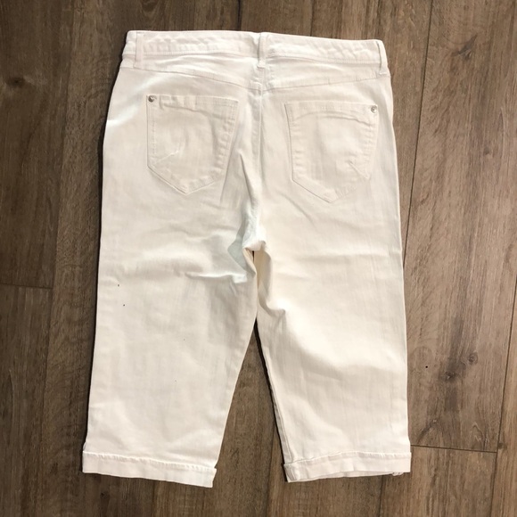 Like new! - GLORIA VANDERBILT All-Around Slimming Effect Skimmer Jeans - Picture 7 of 10